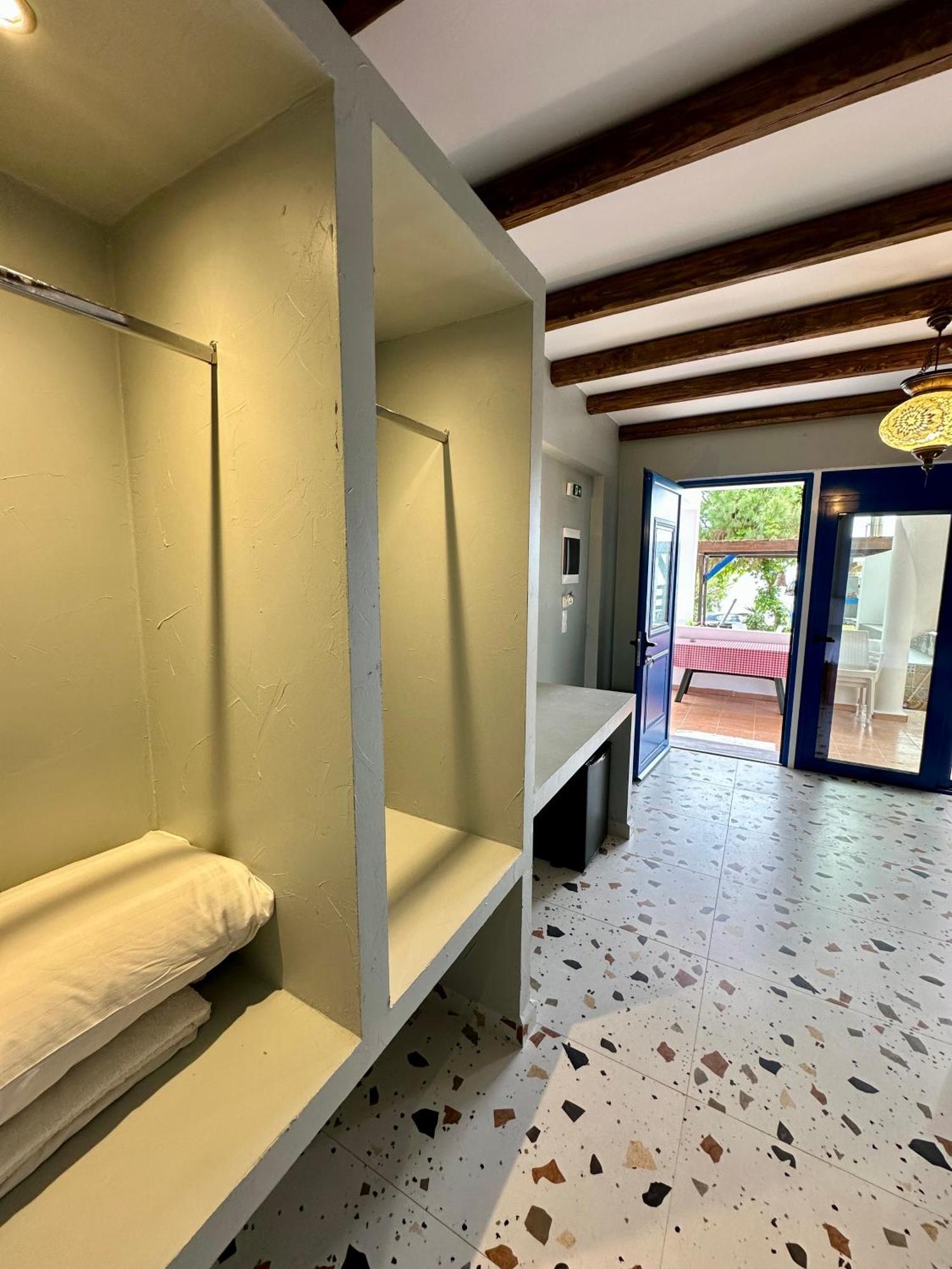 George Suites Stegna Archangelos  Exterior photo