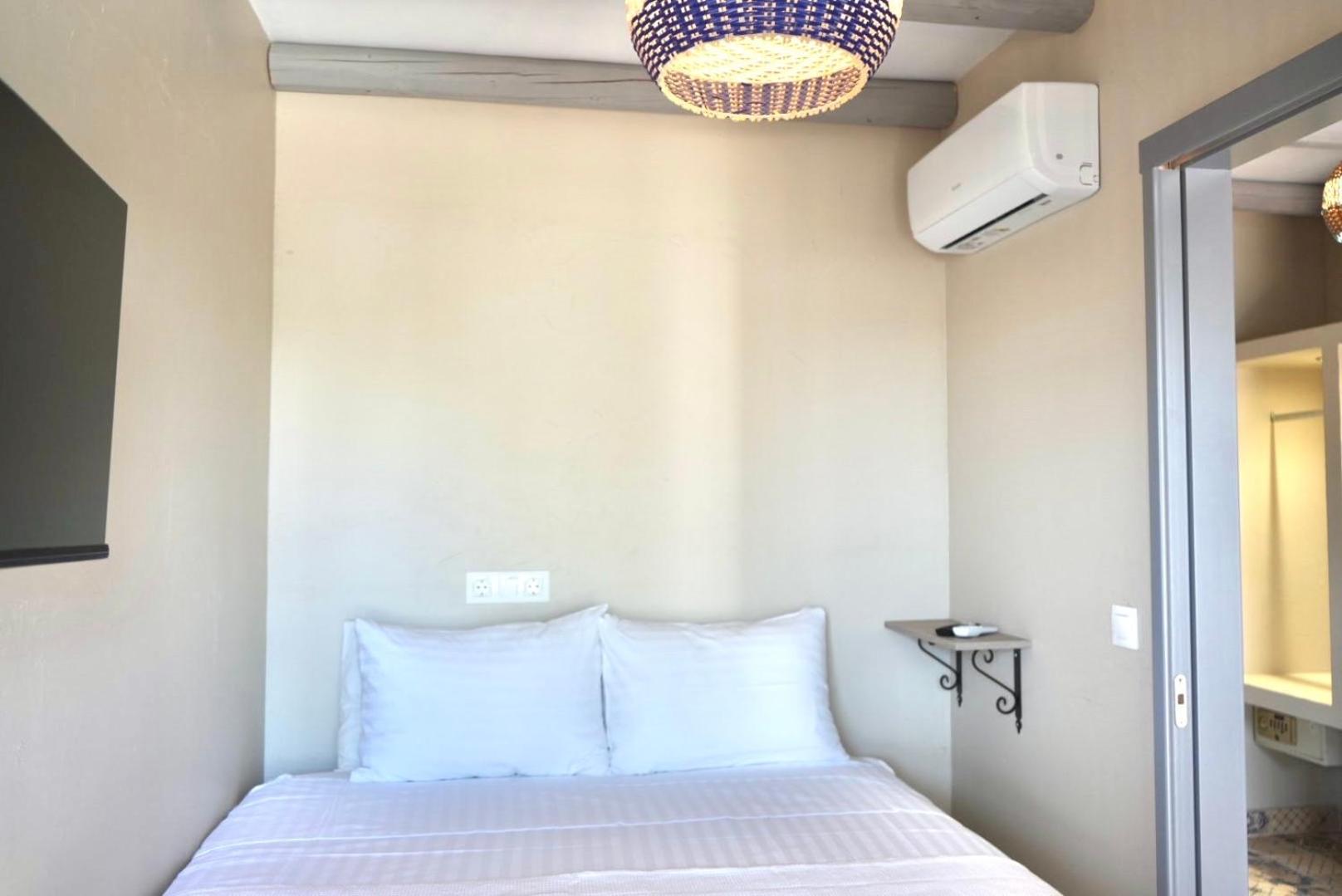 George Suites Stegna Archangelos  Exterior photo